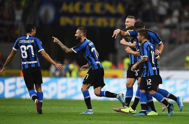 到以社媒热 到以社媒热